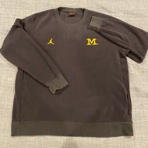 Jordan Michigan Wolverines Fleece Crewneck Sweatshirt XL M Logo Embroidered